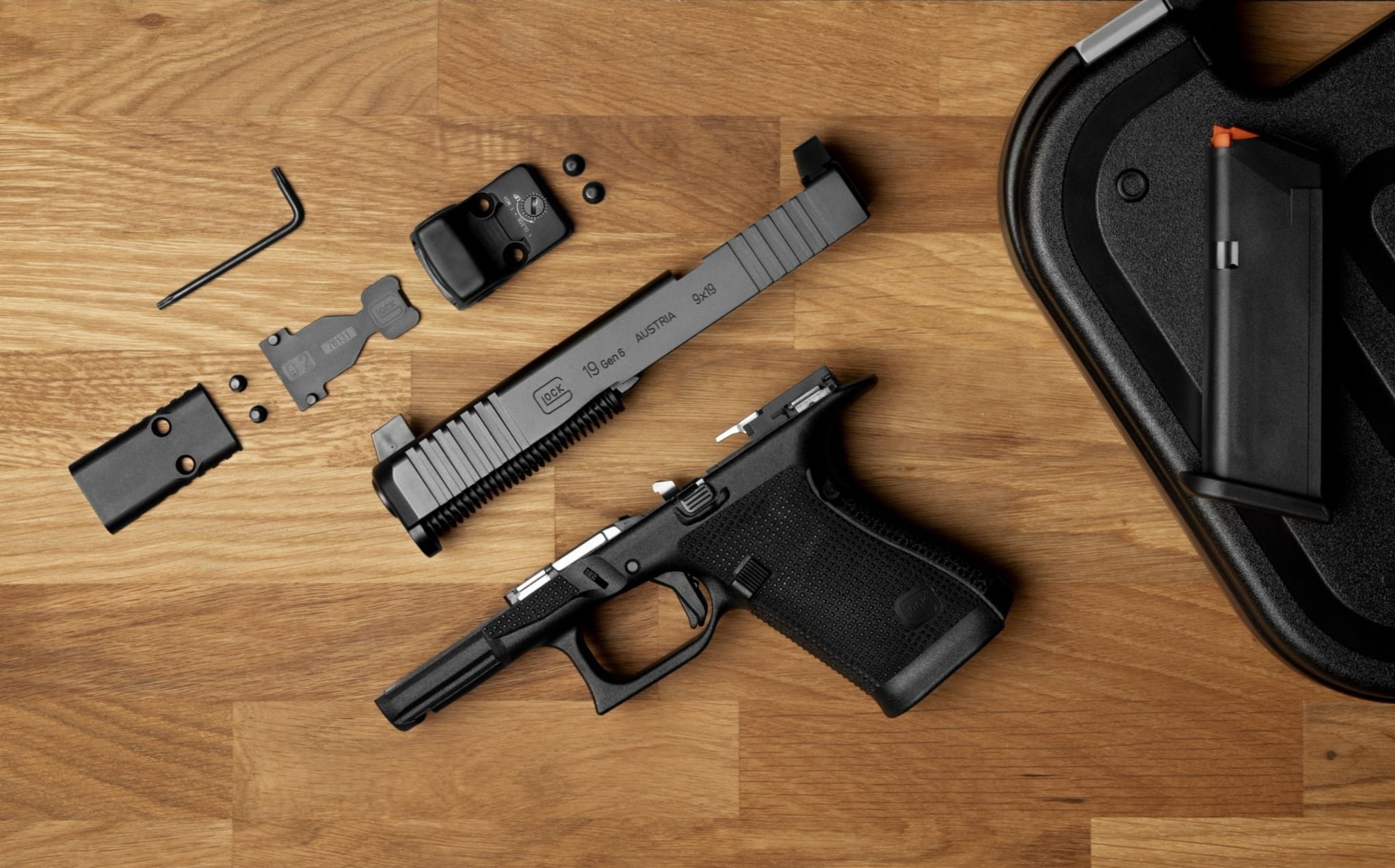 Gen6 GLOCK 19 stripped